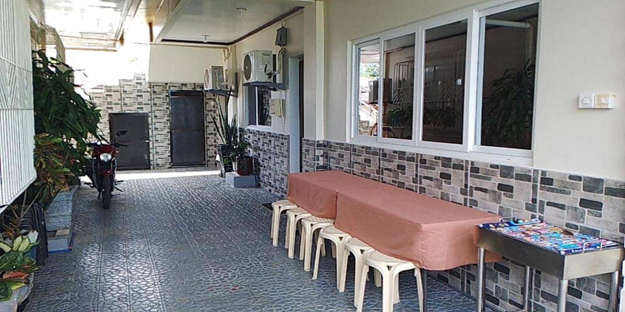 Fnt Transient House Near Hundred Islands Hotel Alaminos Exterior photo